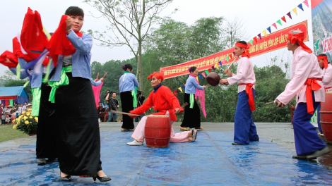 Bảo tồn văn hóa trống Dàm của cộng đồng Mường và câu chuyện truyền lửa (16/4/2020)