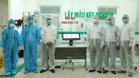 Lần đầu tiên Việt Nam sử dụng “Giải pháp sàng lọc không tiếp xúc” giúp truy tìm dấu vết người nghi nhiễm COVID-19 (23/4/2020)