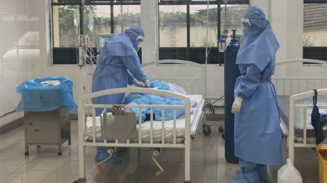 Chạy thận nhân tạo ngay trong khu cách ly tại TP.HCM (9/4/2020)