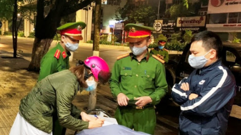 THỜI SỰ 12H TRƯA 9/4/2020: Thủ tướng Nguyễn Xuân Phúc yêu cầu xử lý nghiêm các vi phạm liên quan đến công tác phòng, chống dịch COVID-19