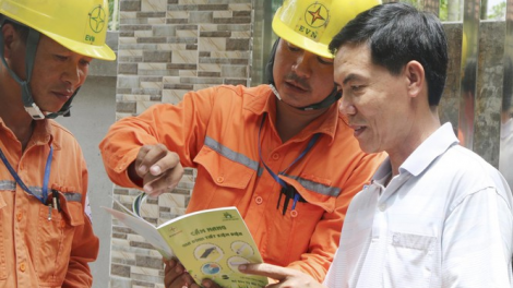 THỜI SỰ 12H TRƯA 15/4/2020: Cần có chính sách hỗ trợ giảm giá điện lớn hơn cho người nghèo.