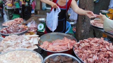 Sau thời gian giãn cách xã hội, nỗi lo của người tiêu dùng về thực phẩm không nguồn gốc xuất xứ (22/5/2020)