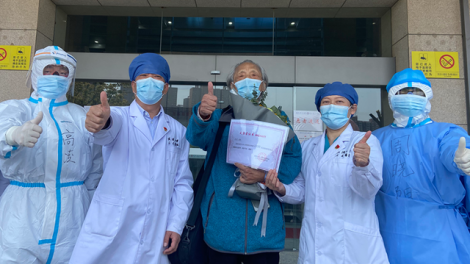 Nghiên cứu của Trung Quốc giúp phần nào giải mã ca "tái dương tính" với Covid-19 (1/5/2020)