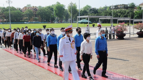 Tháng 5, con về bên Người! (19/5/2020)