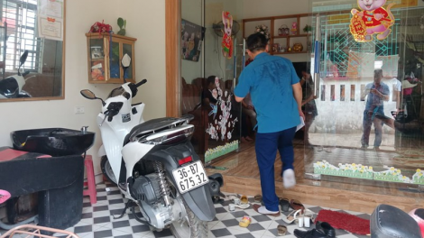 THỜI SỰ 18H CHIỀU 20/5/2020: UBND tỉnh Thanh Hóa yêu cầu rà soát lại các hộ nghèo, cận nghèo trước thực tế nhiều hộ cận nghèo vẫn có nhà 3 tầng và ô tô… gây bức xúc dư luận