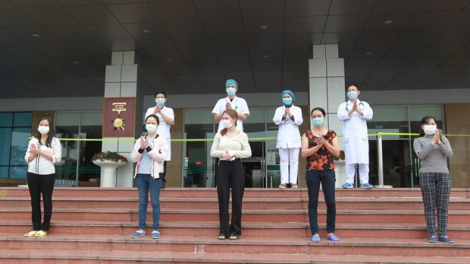 THỜI SỰ 12H TRƯA 5/5/2020: 19 ngày nước ta không có ca mắc COVID-19 mới trong cộng đồng. Thêm 11 ca được Bệnh viện Bệnh Nhiệt đới Trung ương công bố khỏi bệnh.