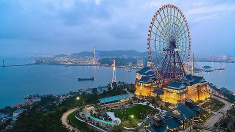 THỜI SỰ 12H TRƯA 13/5/2020: Quảng Ninh thành lập liên minh kích cầu du lịch nhằm tạo "cú hích" cho ngành du lịch sau khi dịch Covid-19 được kiểm soát.