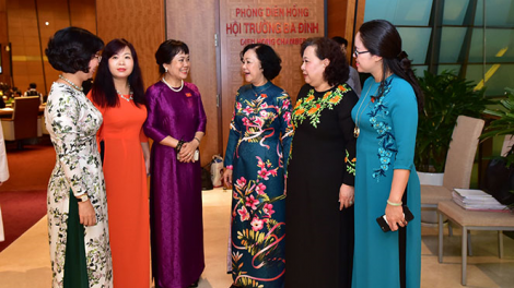 THỜI SỰ 21H30 ĐÊM 10/6/2020: Tỷ lệ nữ đại biểu Quốc hội khóa 14 đạt trên 27%, cao hơn so với trung bình của khu vực Châu Á và toàn thế giới