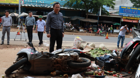 THỜI SỰ 18H CHIỀU 14/6/2020: Công an huyện Đắk Mil (Đắk Nông) khởi tố hình sự vụ tai nạn giao thông đặc biệt nghiêm trọng khiến 5 người chết, nhiều người bị thương