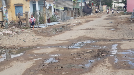 Nhếch nhác ở một xã đạt chuẩn nông thôn mới tại Bình Thuận (20/6/2020)