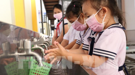 THỜI SỰ 12H TRƯA 18/6/2020: Ban chỉ đạo Quốc gia phòng, chống dịch bệnh COVID-19 đánh giá vẫn còn nguy cơ dịch bệnh nên cần cân nhắc việc công bố hết dịch.