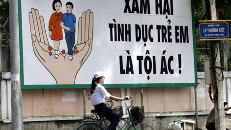 Loạt bài "Đừng khóc một mình. Bài 3: Xâm hại tình dục trẻ em - Những khoảng tối ghê sợ! (1/7/2020)