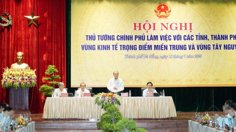 THỜI SỰ 18H CHIỀU 18/07/202: Thủ tướng Chính phủ Nguyễn Xuân Phúc làm việc với 12 tỉnh, thành phố Vùng kinh tế trọng điểm miền Trung và Tây Nguyên.