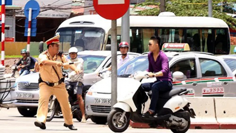 Vì sao cần trang bị súng cho cảnh sát giao thông làm nhiệm vụ? (20/7/2020)