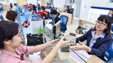 Ngành ngân hàng cam kết cung ứng đủ vốn với giá rẻ cho nền kinh tế (3/7/2020)