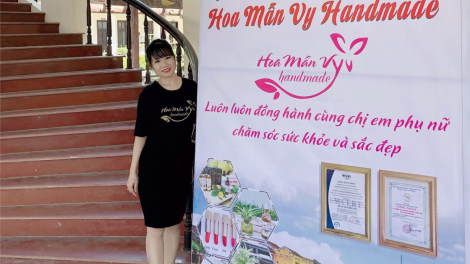 Trò chuyện với chị Nguyễn Thị Mẫn Vy ở Hội An về đam mê làm ra mỹ phẩm từ tự nhiên (23/7/2020)