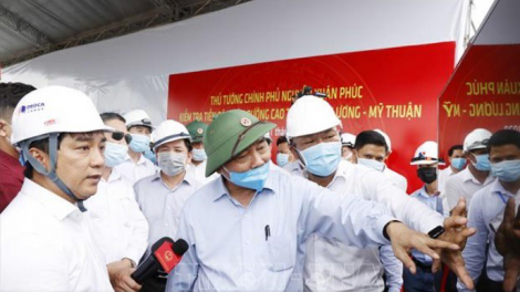 THỜI SỰ 18H CHIỀU 31/7/2020: Thủ tướng Nguyễn Xuân Phúc thị sát tiến độ thi công Dự án cao tốc Trung Lương - Mỹ Thuận.