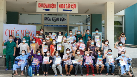 Đà Nẵng: 31 bệnh nhân khỏi Covid-19 được ra viện (26/8/2020)