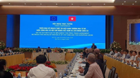 THỜI SỰ 12H TRƯA 6/8/2020: Thủ tướng Nguyễn Xuân Phúc chủ trì Hội nghị trực tuyến về triển khai kế hoạch thực thi Hiệp định thương mại tự do Việt Nam – Liên minh châu Âu (EVFTA)