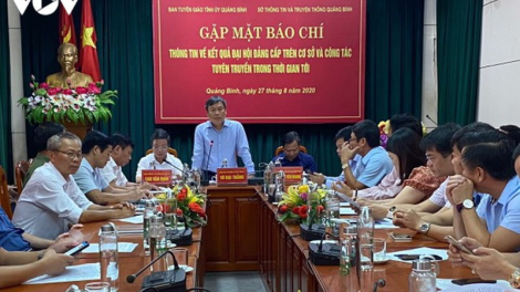 THỜI SỰ 12H TRƯA 28/8/2020: Quảng Bình dừng chi hơn 2,2 tỷ đồng mua cặp đựng tài liệu cho Đại hội Đảng tỉnh