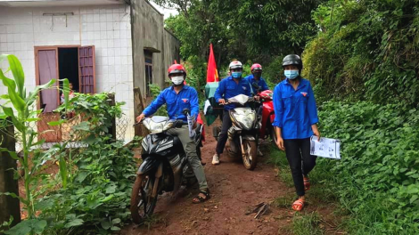 “Biệt đội” áo xanh chung tay phòng chống dịch (10/8/2020)