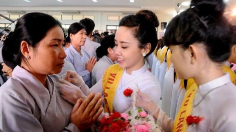 Mùa Vu Lan: làm trọn đạo hiếu với cha mẹ (29/8/2020)