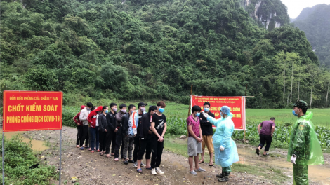 Cao Bằng: Siết chặt quản lý biên giới, ngăn chặn xuất nhập cảnh trái phép (1/8/2020)