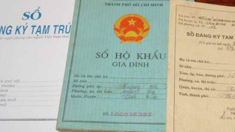 Ủy ban Pháp luật: Đề nghị cho phép duy trì giá trị của sổ hộ khẩu, sổ tạm trú đến hết 31/12/2022 (31/8/2020)
