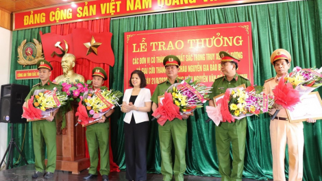 THỜI SỰ 18H CHIỀU 23/8/2020: Bắc Ninh khen thưởng các đơn vị điều tra, giải cứu thành công cháu bé 2 tuổi bị bắt cóc cách đây 2 ngày