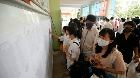 Hà Nội: Thí sinh “an tâm” đến làm các thủ tục dự thi THPT năm 2020 (8/8/2020)