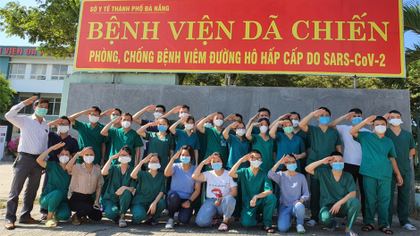 Đợt chia tay cuối cùng những bác sĩ hỗ trợ Đà Nẵng chống dịch Covid-19 (12/9/2020)