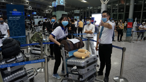 THỜI SỰ 18H CHIỀU 19/9/2020: Chuyến bay VN310 Hà Nội – Tokyo (Nhật Bản) của Vietnam Airlines cất cánh an toàn từ Nội Bài lúc 6h30 sáng 19/9. Đây là chuyến bay thương mại quốc tế thường lệ đầu tiên của Vietnam Airlines sau thời gian tạm dừng vì dịch Covid-19.