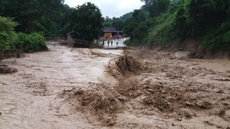 THỜI SỰ 12H TRƯA 18/9/2020: Bão số 5 suy yếu thành áp thấp gây mưa lớn tại một số khu vực miền Trung. Cảnh báo xảy ra lũ quét và sạt lở đất ở khu vực vùng núi, ngập úng vũng trũng thấp.