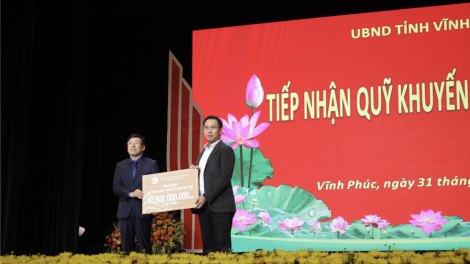 HDTC tặng Quỹ Khuyến học – Khuyến tài tỉnh Vĩnh Phúc 10 tỷ đồng (18/01/2021)