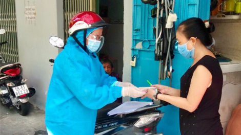 THỜI SỰ 12H TRƯA 19/10/2021: Chính phủ yêu cầu đẩy nhanh các gói hỗ trợ người dân bị ảnh hưởng bởi dịch Covid-19, trong đó chú ý tới phụ nữ và trẻ em