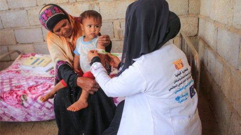 "Thiên sứ" khám chữa bệnh miễn phí tại ngôi làng nghèo ở Yemen (31/10/2021)