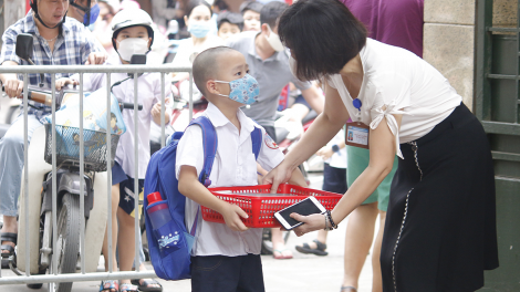 Lên phương án sẵn sàng đón học sinh trở lại trường (18/10/2021)