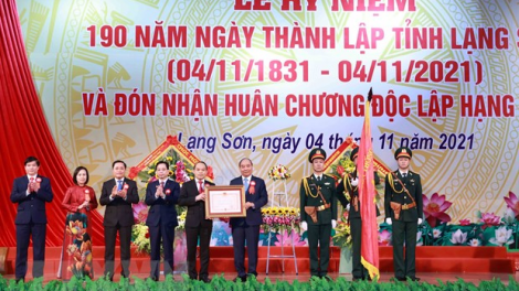 THỜI SỰ 12H TRƯA 4/11/2021: Chủ tịch nước Nguyễn Xuân Phúc dự Lễ kỷ niệm 190 năm thành lập tỉnh Lạng Sơn và đón nhận Huân chương Độc lập hạng Nhất