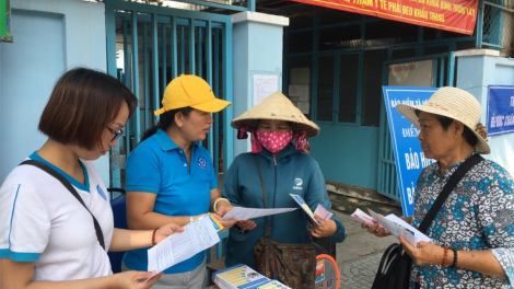 Miễn đóng Bảo hiểm Y tế - Người lao động mất việc làm vui mừng vì bớt đi gánh nặng (3/11/2021)