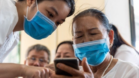 Trải nghiệm thực tế của người dùng ứng dụng di động đầu tiên về chăm sóc sức khỏe từ xa cho người cao tuổi (06/11/2021)