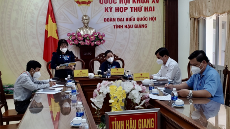 Họp trực tuyến góp phần thành công của kỳ họp Quốc hội trong bối cảnh dịch bệnh diễn biến phức tạp (15/11/2021)