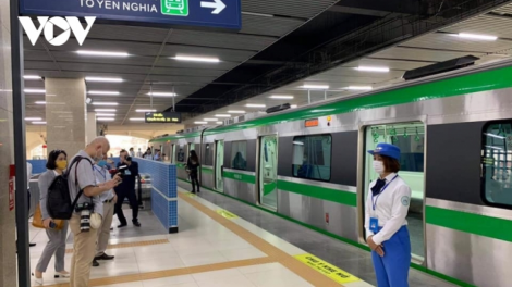 Metro Hà Nội nói gì về thực trạng thiếu điểm trông giữ xe cho đường sắt Cát Linh-Hà Đông? (21/11/2021)