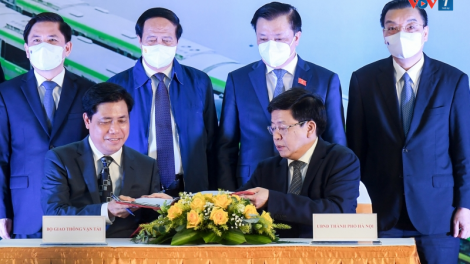 Chính thức bàn giao Dự án đường sắt đô thị Cát Linh-Hà Đông (06/11/2021)