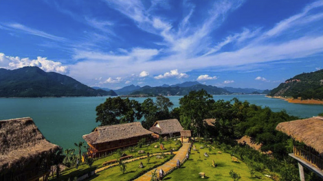 Du lịch cộng đồng Hồ Hòa Bình: Phát huy tiềm năng lợi thế để vươn lên sau đại dịch (18/11/2021)