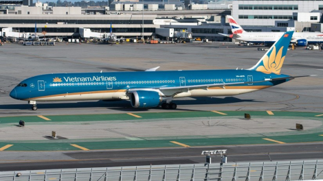 THỜI SỰ 12H TRƯA 1/11/2021: Vietnam Airlines vừa được Mỹ chấp thuận khai thác đường bay thương mại thường lệ.