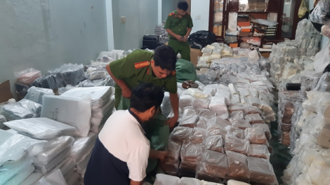 Đồng Nai phát hiện và tạm giữ lô hàng giả nhãn hiệu nổi tiếng có trị giá lớn nhất từ trước đến nay (09/11/2021)