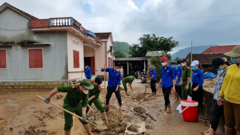 Liên tục xảy ra hàng loạt vụ sạt lở núi, Bình Định ứng phó ra sao? (19/11/2021)