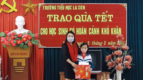 Câu lạc bộ thiện nguyện Thanh Tâm - những phong trào thanh niên tình nguyện thiết thực trong mùa dịch (28/12/2021)