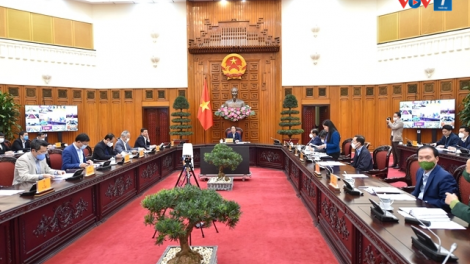 Phó Thủ tướng Lê Văn Thành họp về tình hình ùn tắc hàng hóa tại các cửa khẩu biên giới phía Bắc (26/12/2021)