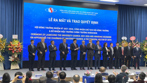 Xây dựng Trường Đại học Khoa học và công nghệ Hà Nội trở thành trường đại học đẳng cấp quốc tế